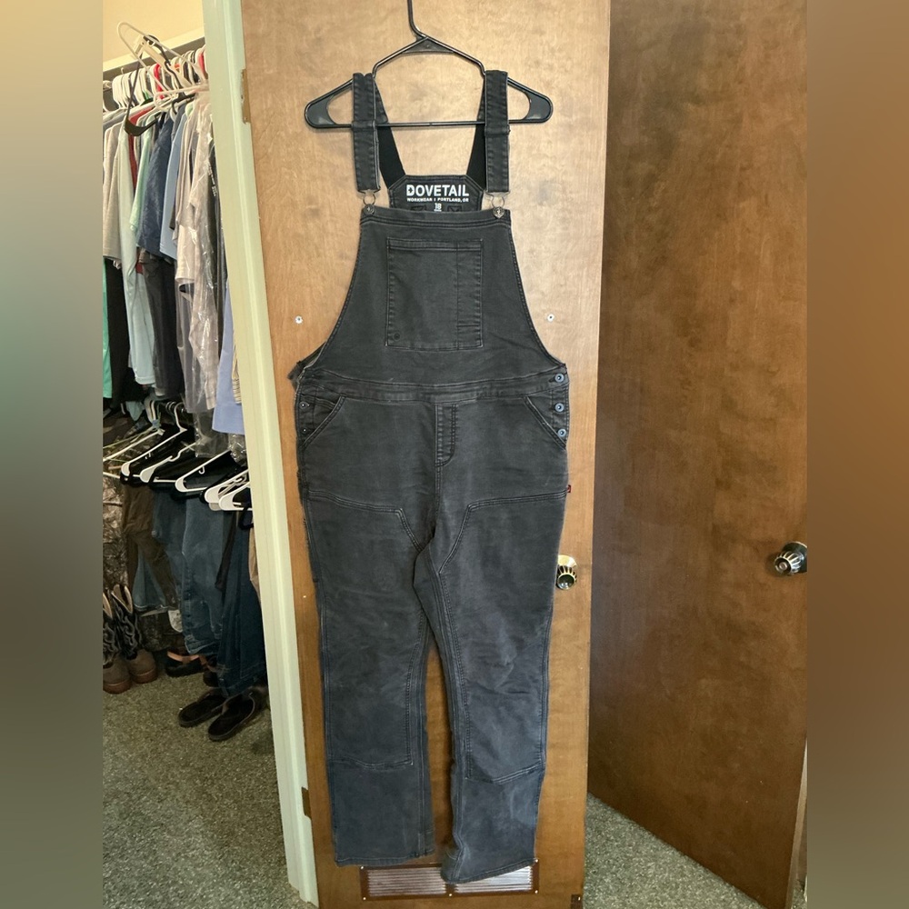 Dovetail Bibs